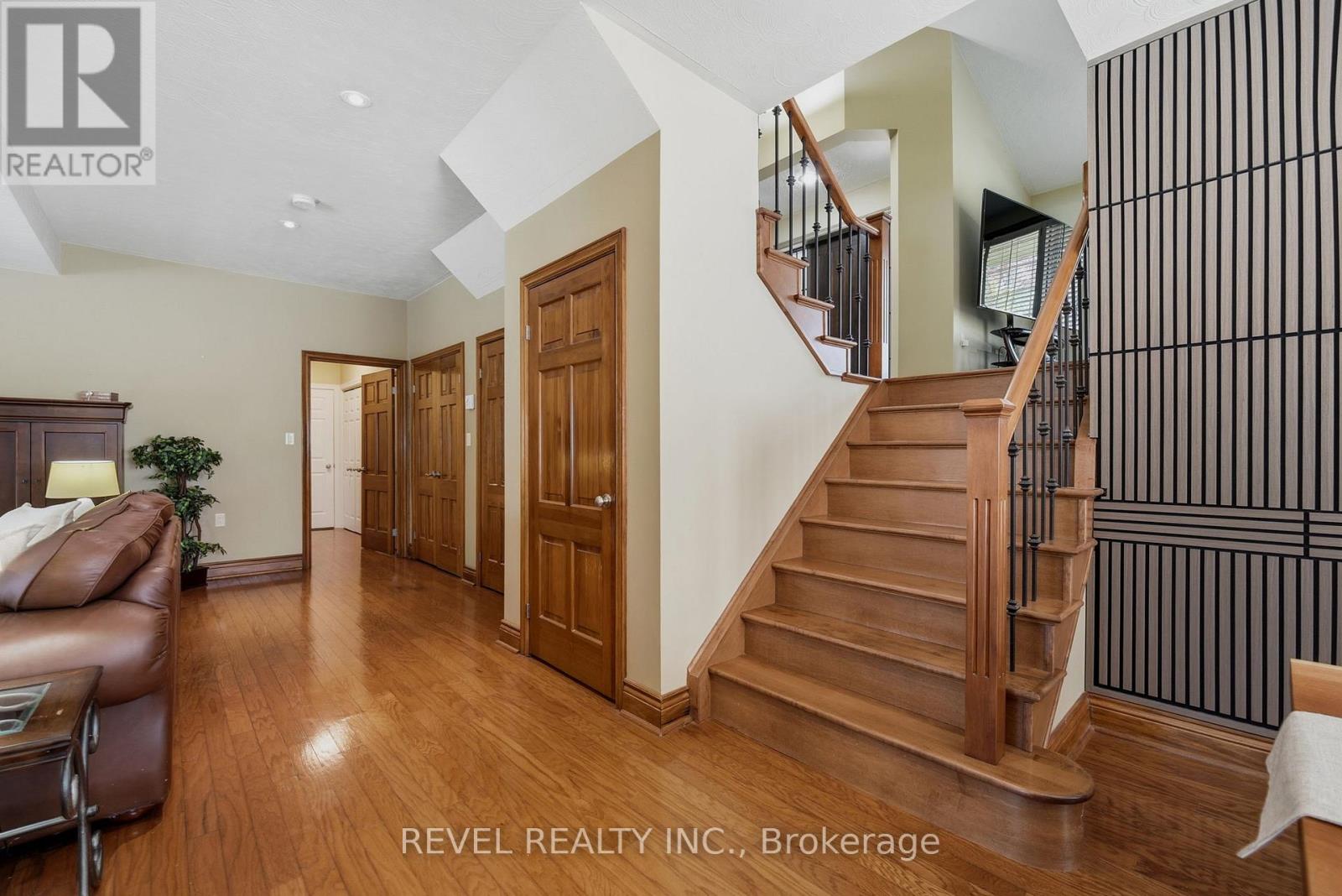 63 Millbridge Crescent, Pelham, Ontario  L0S 1E1 - Photo 16 - X13096760