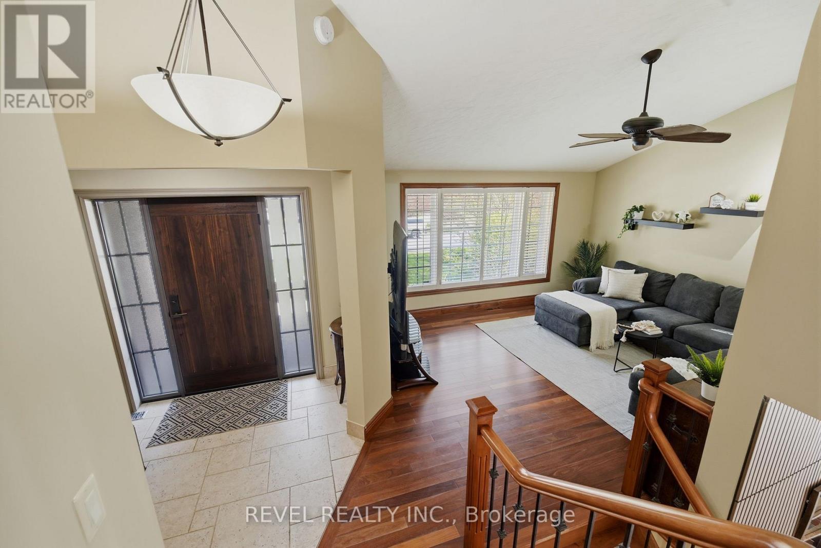 63 Millbridge Crescent, Pelham, Ontario  L0S 1E1 - Photo 6 - X13096760