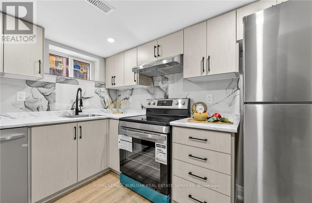 Lower - 150 Brucedale Avenue E, Hamilton, Ontario  L9A 1N6 - Photo 5 - X13096808
