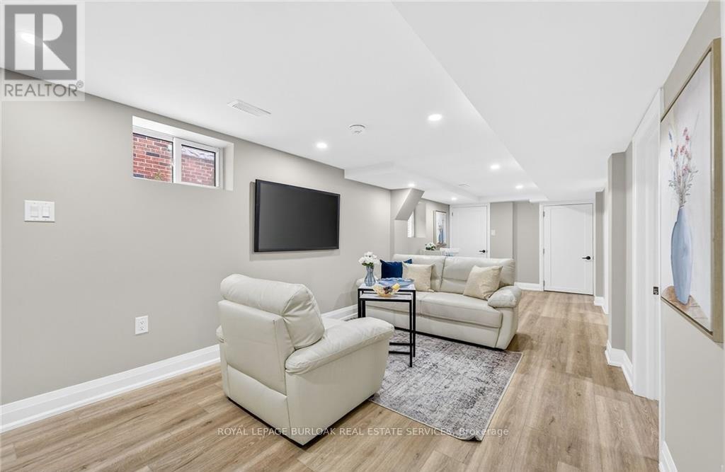 Lower - 150 Brucedale Avenue E, Hamilton, Ontario  L9A 1N6 - Photo 7 - X13096808