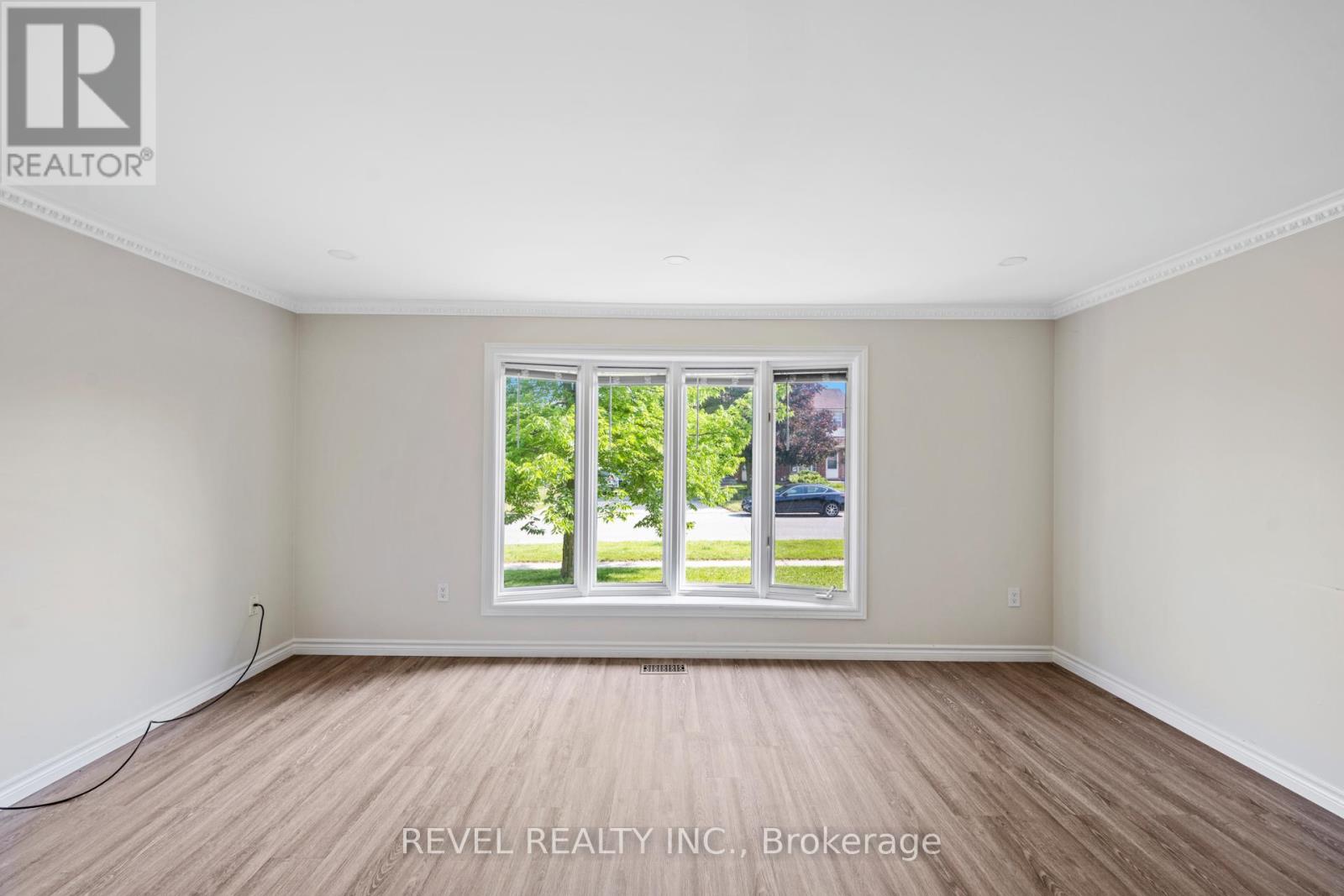 574 Mortimer Drive, Cambridge, Ontario  N3H 5M6 - Photo 2 - X13096830