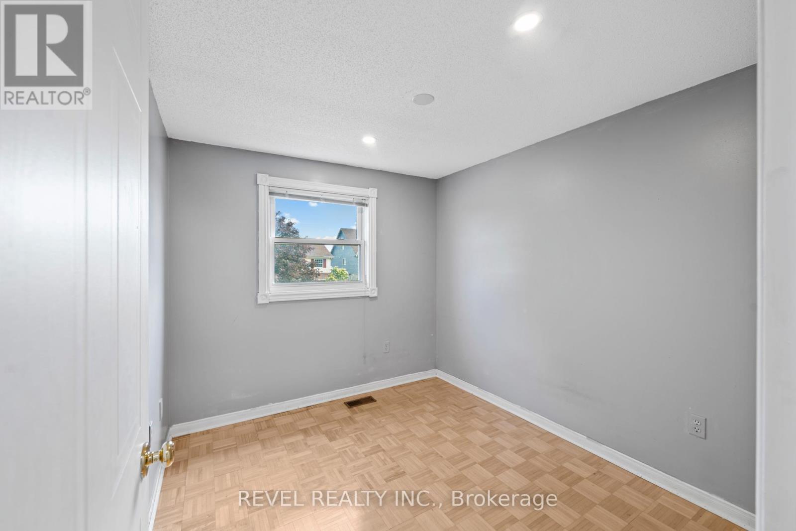 574 Mortimer Drive, Cambridge, Ontario  N3H 5M6 - Photo 8 - X13096830