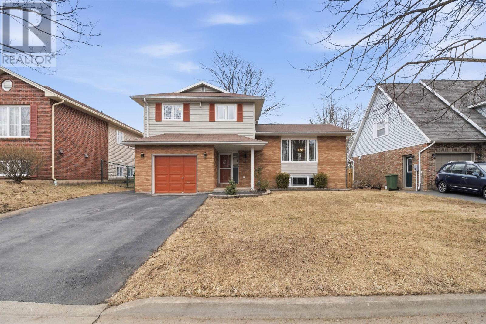 9 Amberwood Court, Halifax, Nova Scotia