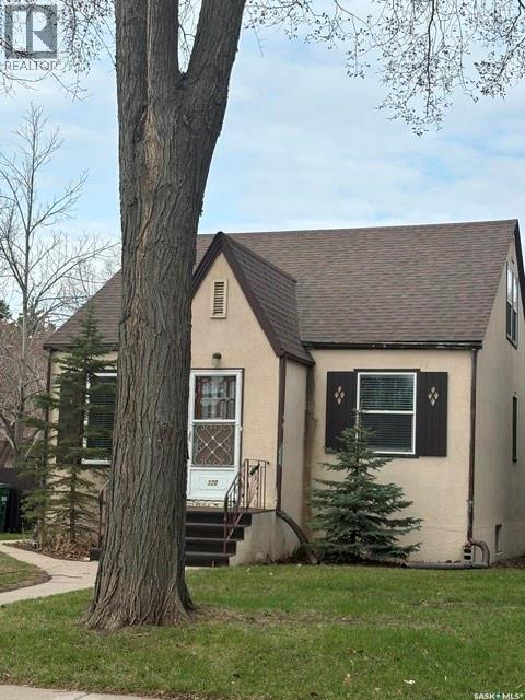 320 Mckinnon AVENUE S, Saskatoon, Saskatchewan