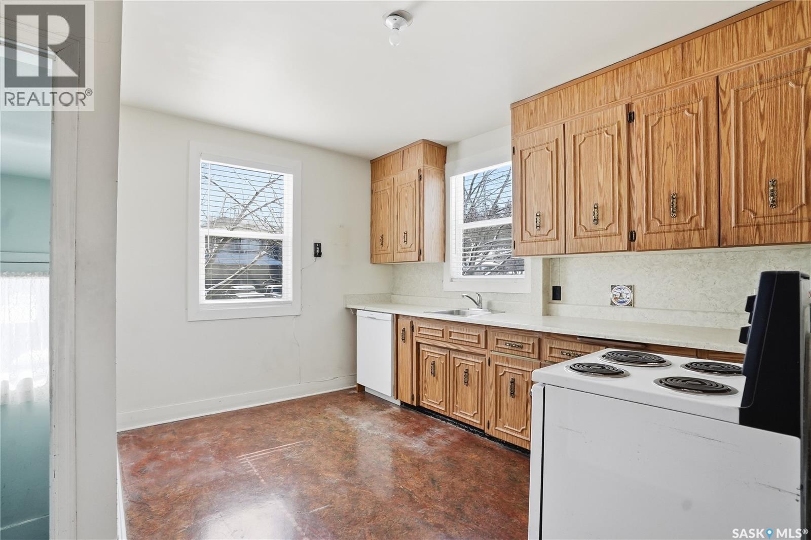 320 Mckinnon Avenue S, Saskatoon, Saskatchewan  S7N 1J6 - Photo 6 - SK032347