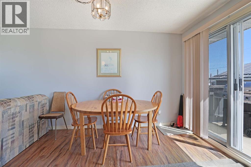 213 Centre Street, Patricia, Alberta  T0J 2K0 - Photo 12 - A2306525