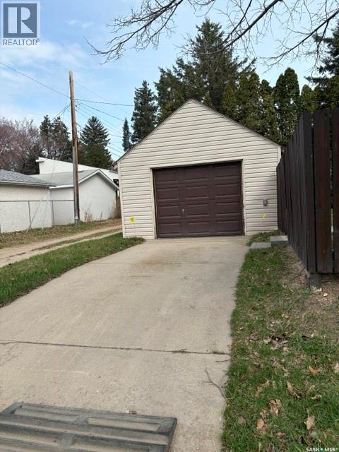 320 Mckinnon Avenue S, Saskatoon, Saskatchewan  S7N 1J6 - Photo 29 - SK032347