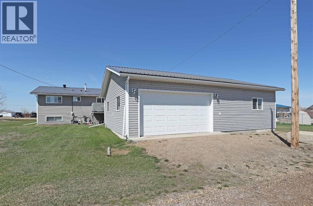 213 Centre Street, Patricia, Alberta  T0J 2K0 - Photo 41 - A2306525