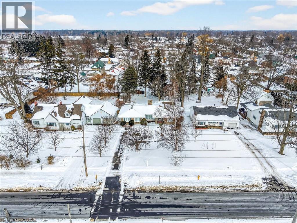 617 Lock Street W, Dunnville, Ontario  N1A 1V9 - Photo 2 - 40803230