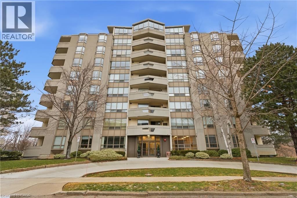 8 VILLAGE GREEN Boulevard Unit# 208, Stoney Creek, Ontario