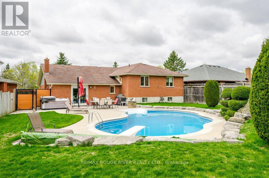 2993 Jennifer Drive, Peterborough, Ontario  K9L 1Y6 - Photo 2 - X13097050