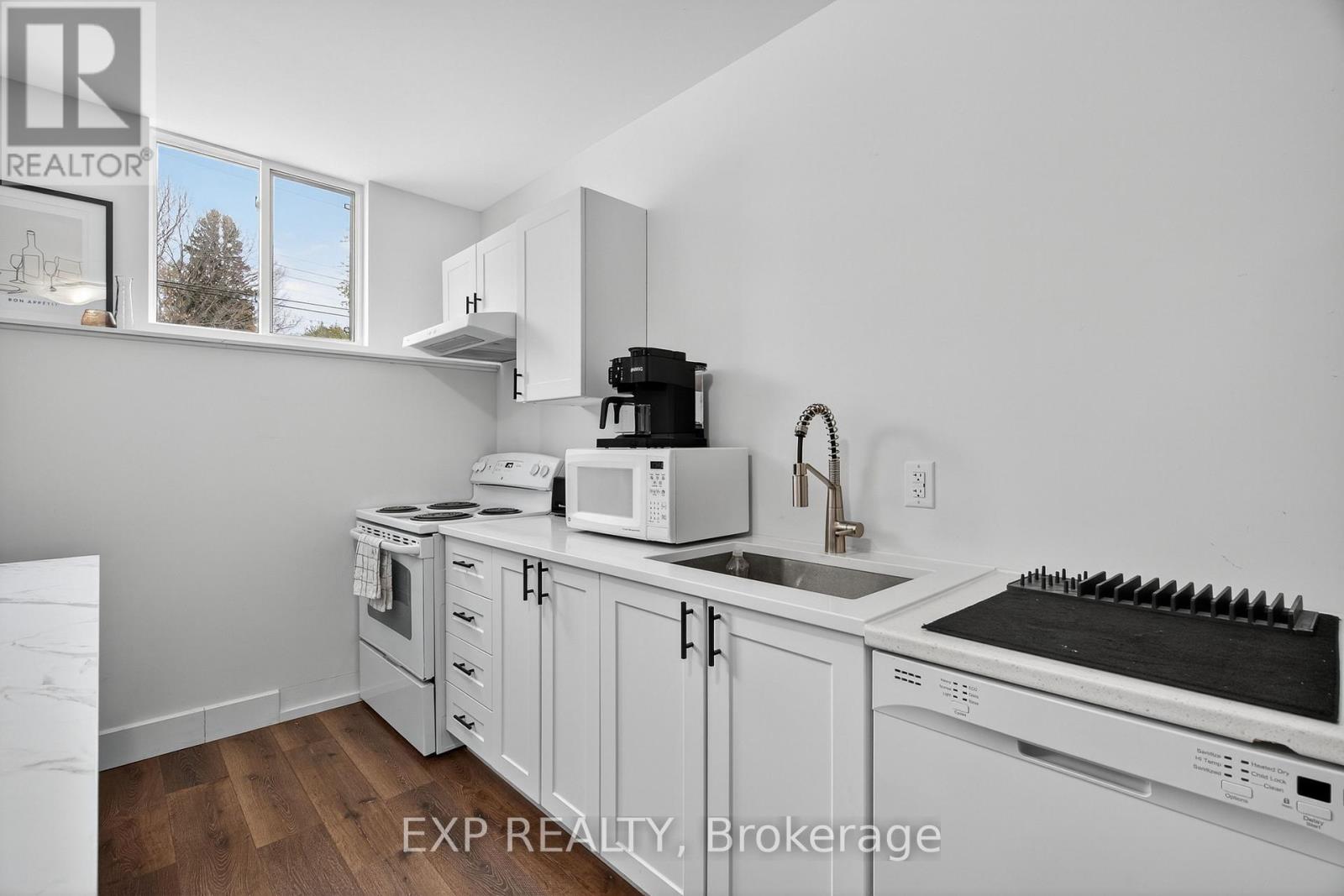 53 Lakeview Avenue, Kingston, Ontario  K7M 3T4 - Photo 4 - X13097064