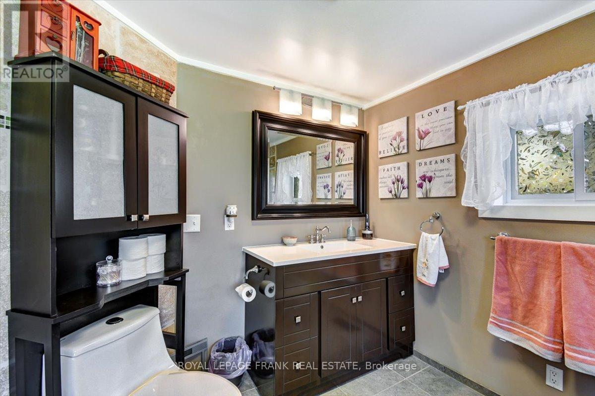 767 Ray Road, Centre Hastings, Ontario  K0K 2K0 - Photo 30 - X13097240