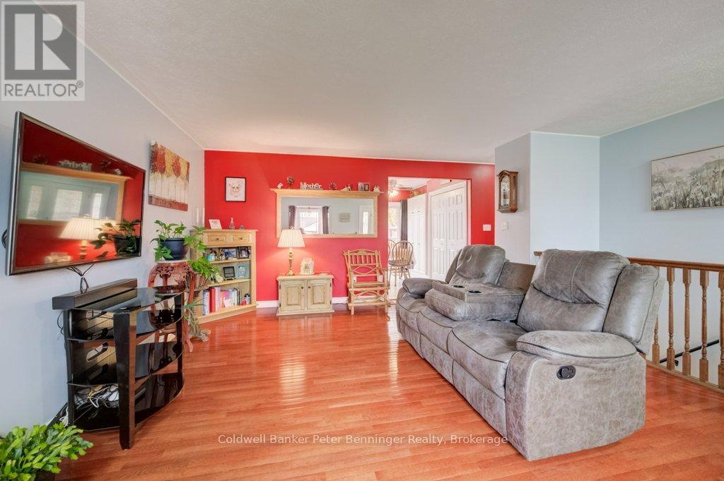 636 22nd Avenue, Hanover, Ontario  N4N 3W7 - Photo 10 - X13097006