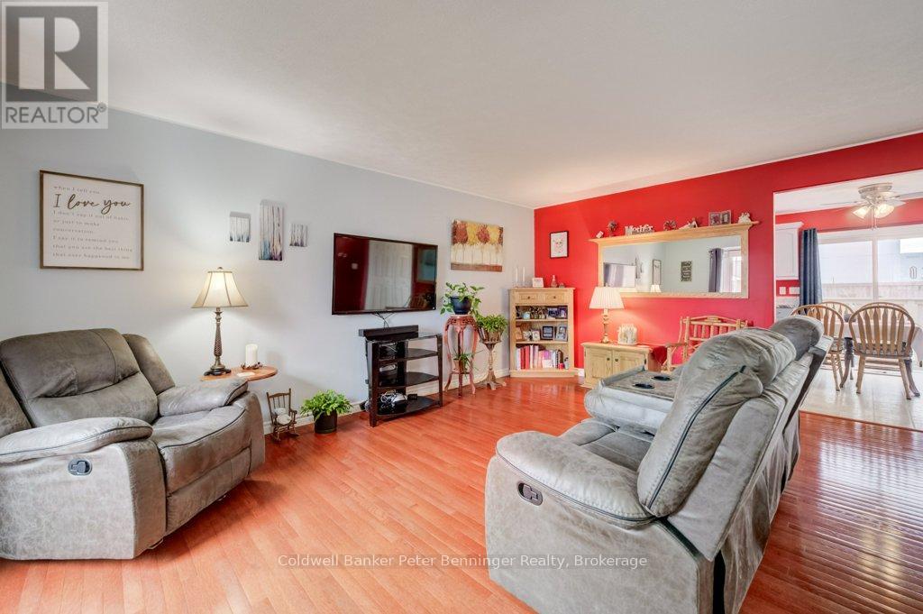 636 22nd Avenue, Hanover, Ontario  N4N 3W7 - Photo 9 - X13097006