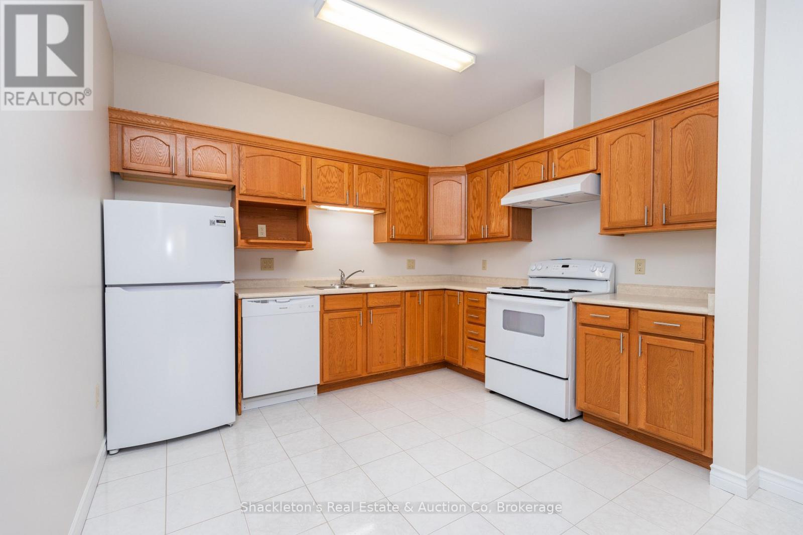 254 - 55 Downie Street, Stratford, Ontario  N5A 1W7 - Photo 7 - X13097196