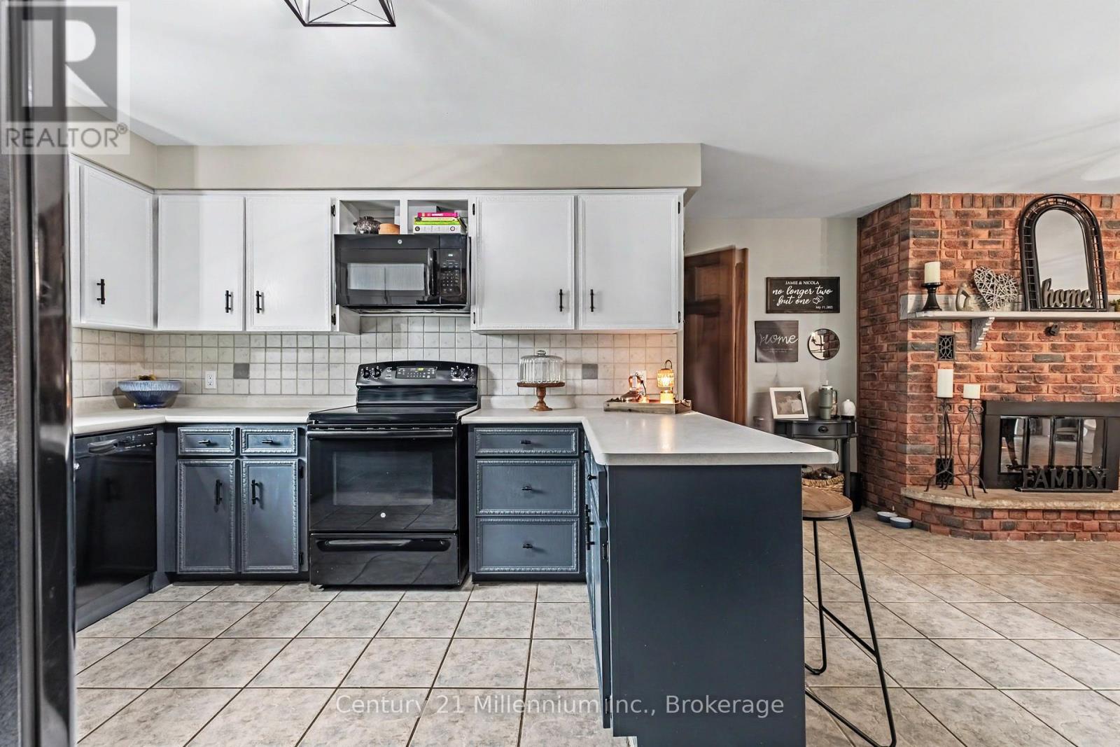 13 Highland Drive, Grey Highlands, Ontario  N0C 1E0 - Photo 18 - X13097302