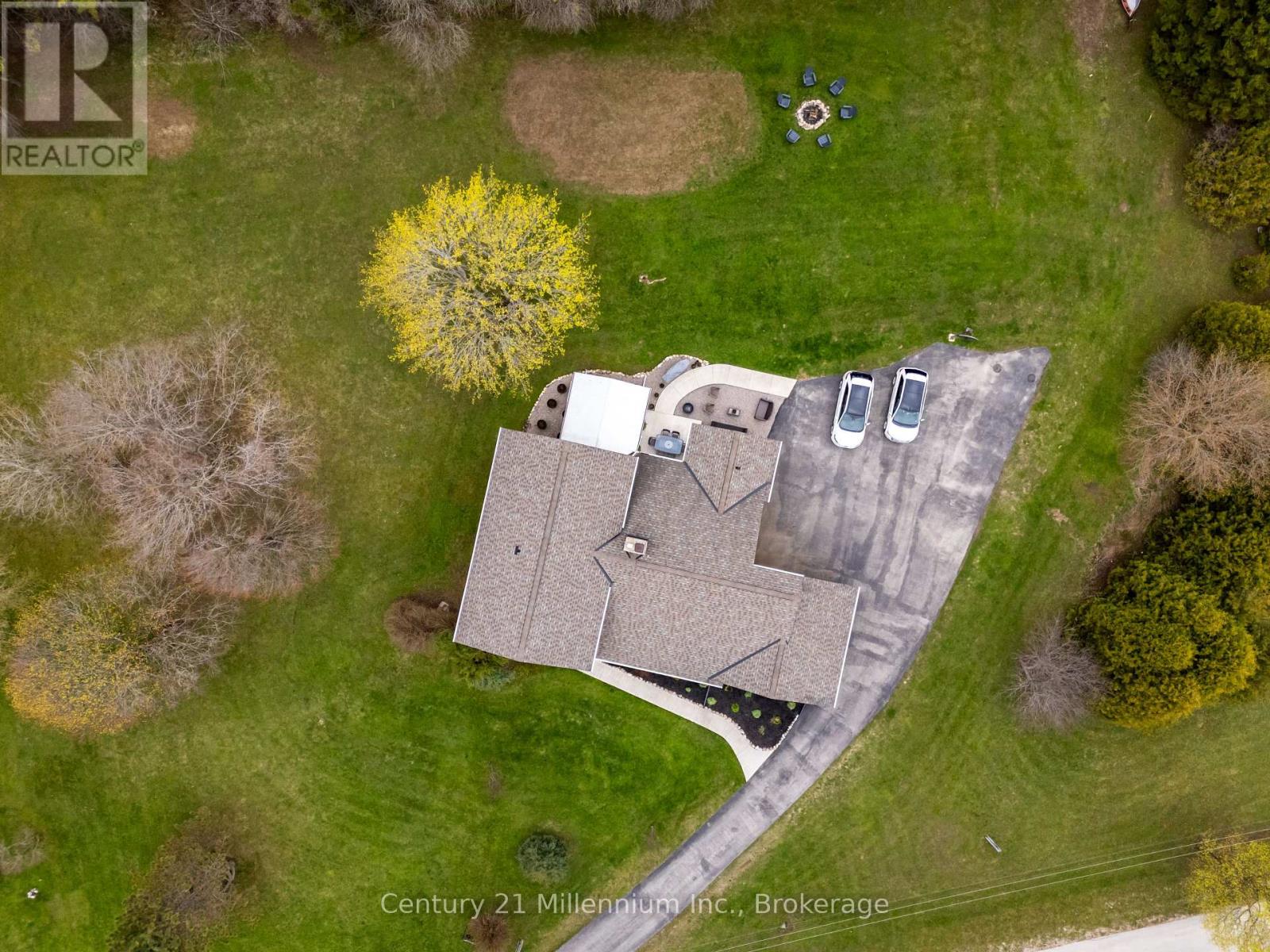 13 Highland Drive, Grey Highlands, Ontario  N0C 1E0 - Photo 6 - X13097302