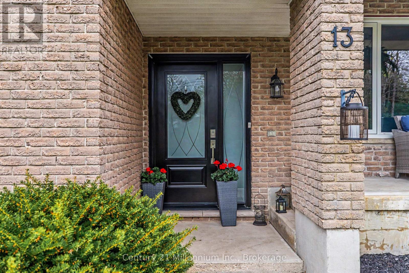 13 Highland Drive, Grey Highlands, Ontario  N0C 1E0 - Photo 9 - X13097302