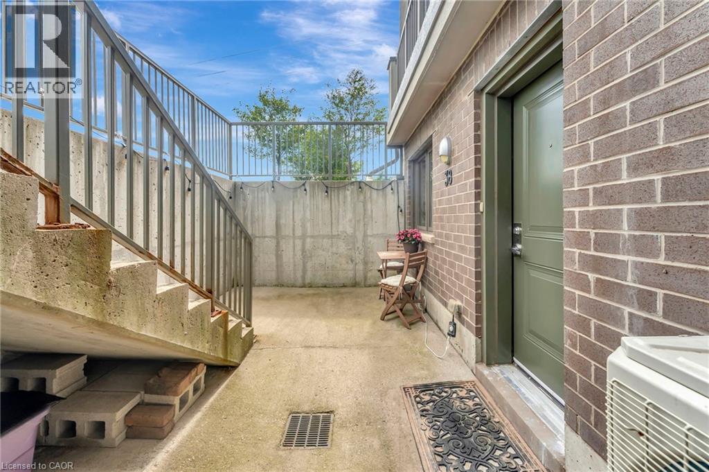 350 Fisher Mills Road Unit# 38, Cambridge, Ontario  N3C 0G8 - Photo 5 - 40827854