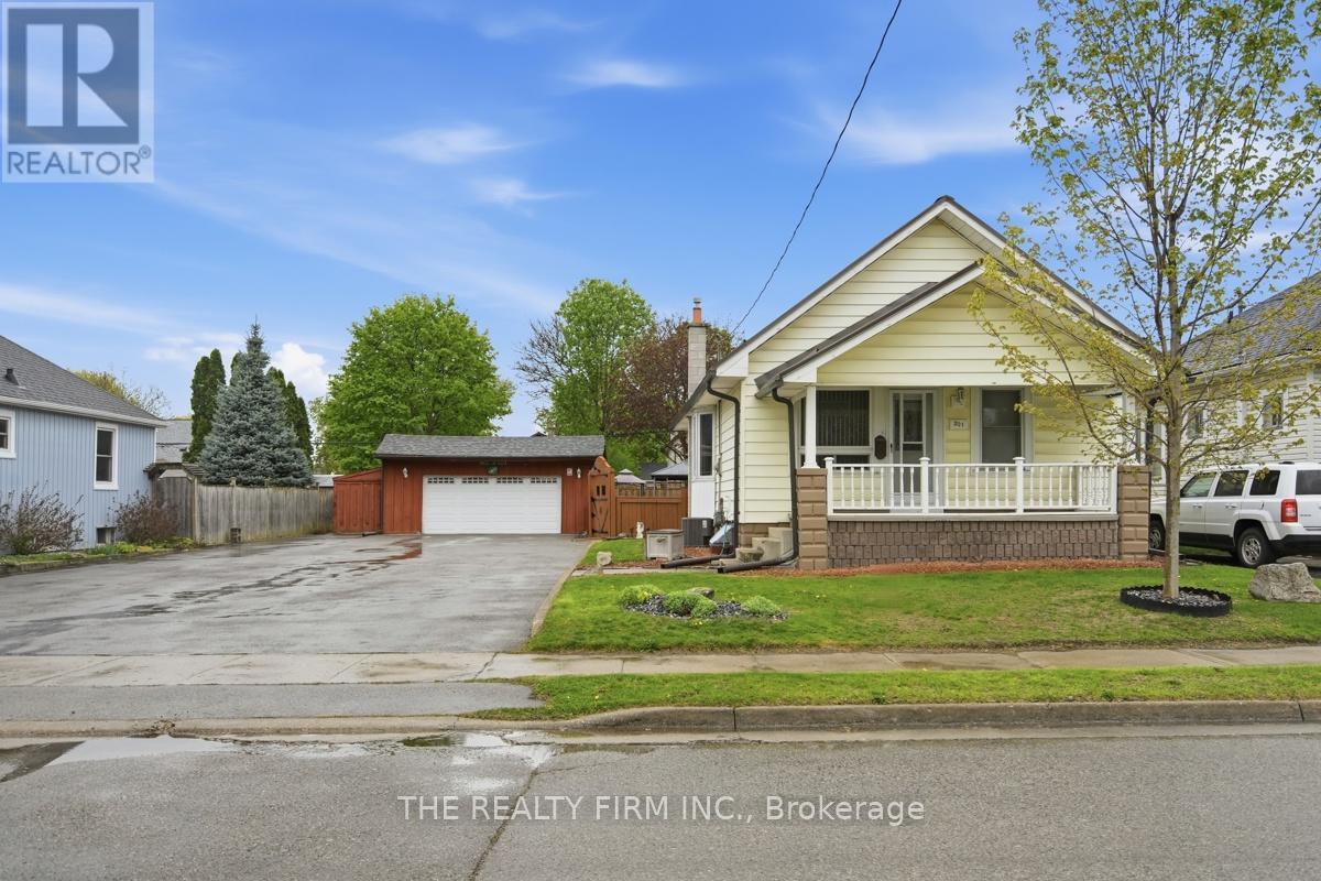 201 GILES STREET, London East, Ontario