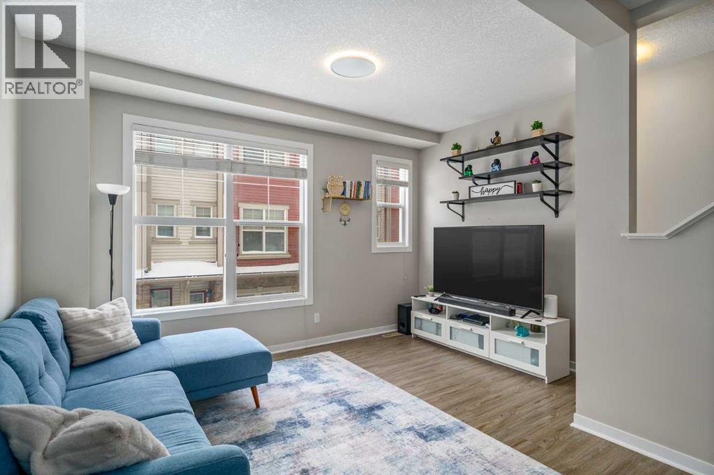 37 New Brighton Point SE, Calgary, Alberta  T2Z 1B6 - Photo 15 - A2292283