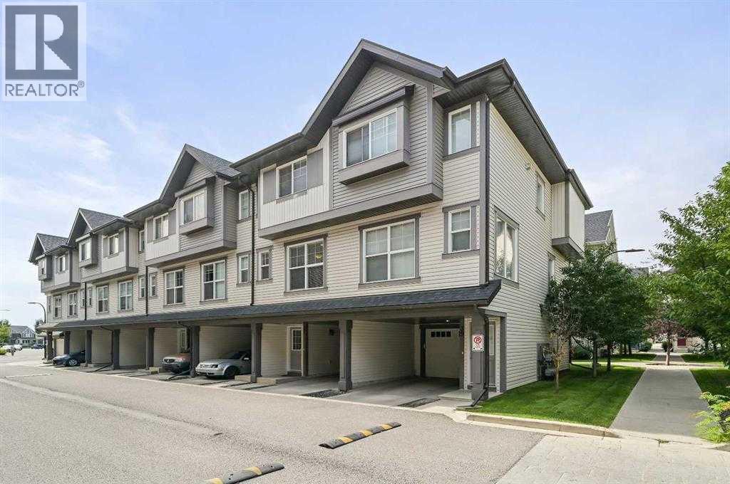 37 New Brighton Point SE, Calgary, Alberta  T2Z 1B6 - Photo 2 - A2292283