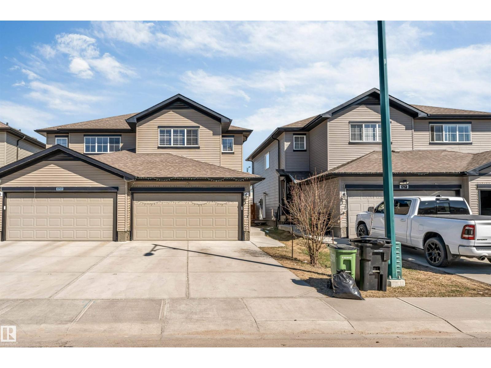 1715 27 ST NW, edmonton, Alberta