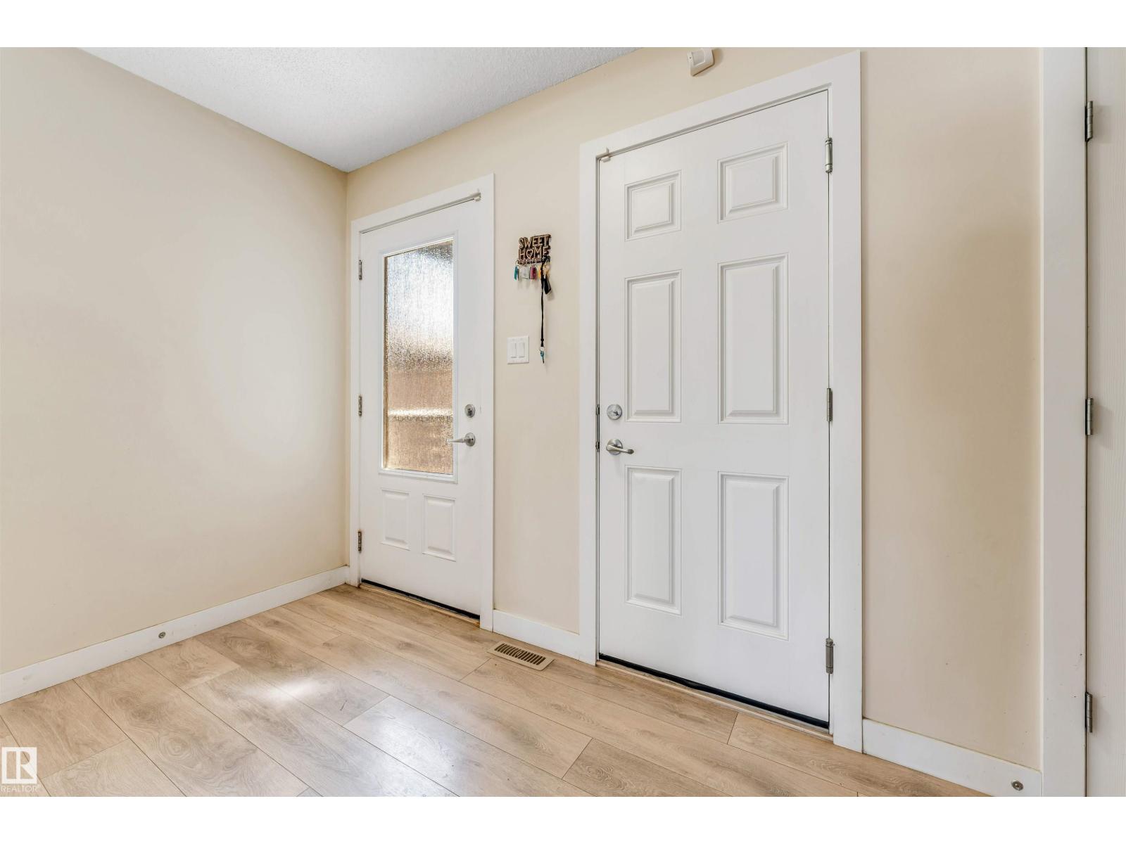 1715 27 St Nw, Edmonton, Alberta  T6T 2G6 - Photo 3 - E4486266