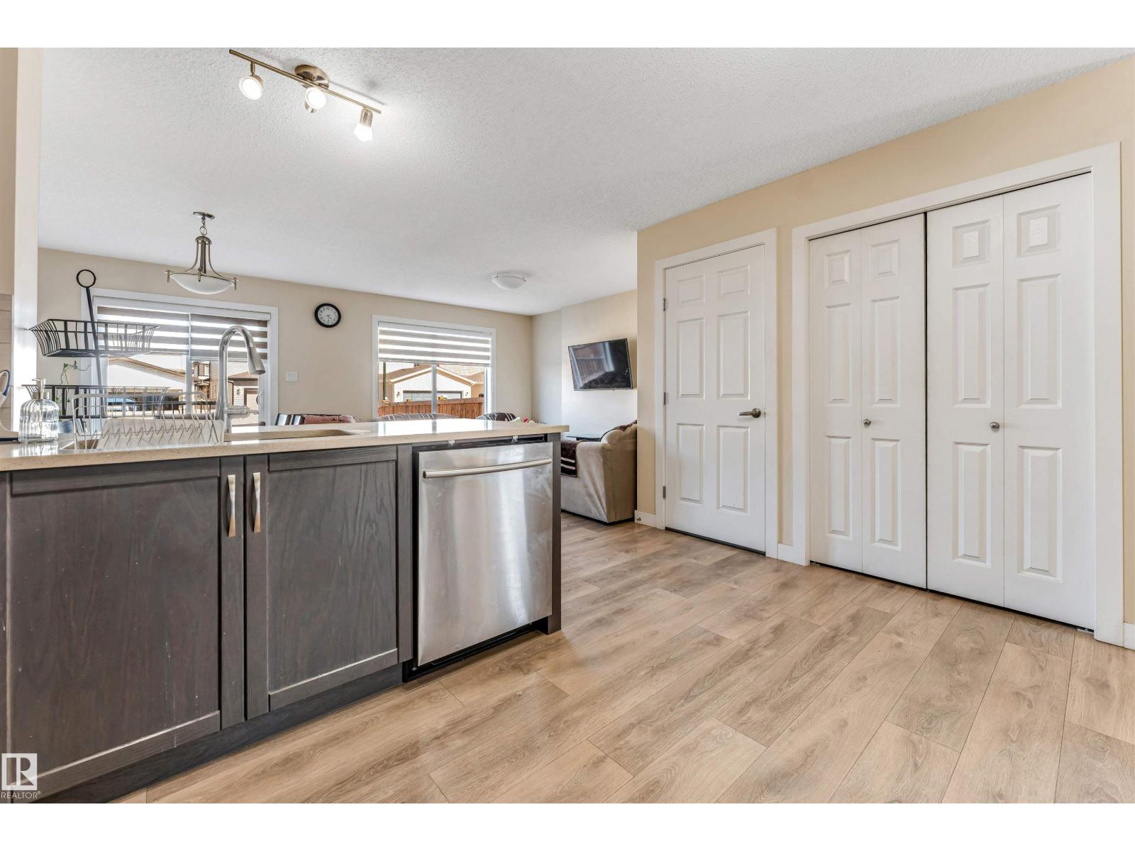1715 27 St Nw, Edmonton, Alberta  T6T 2G6 - Photo 8 - E4486266
