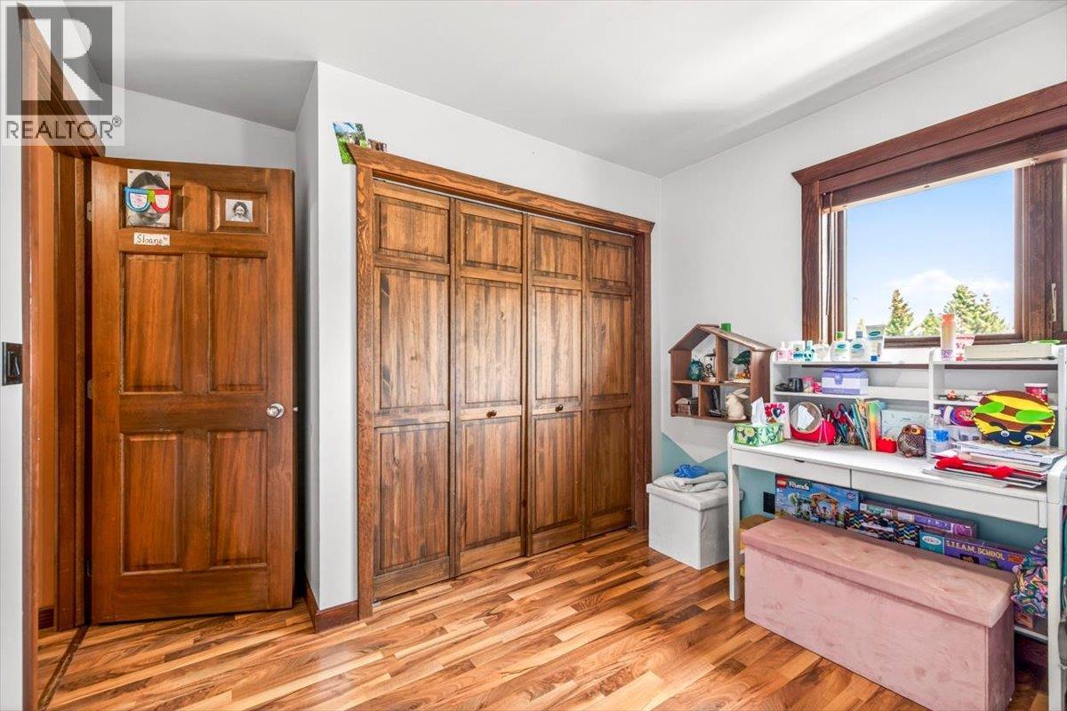 1322 11th Avenue, Fernie, British Columbia  V0B 1M0 - Photo 49 - 10386058