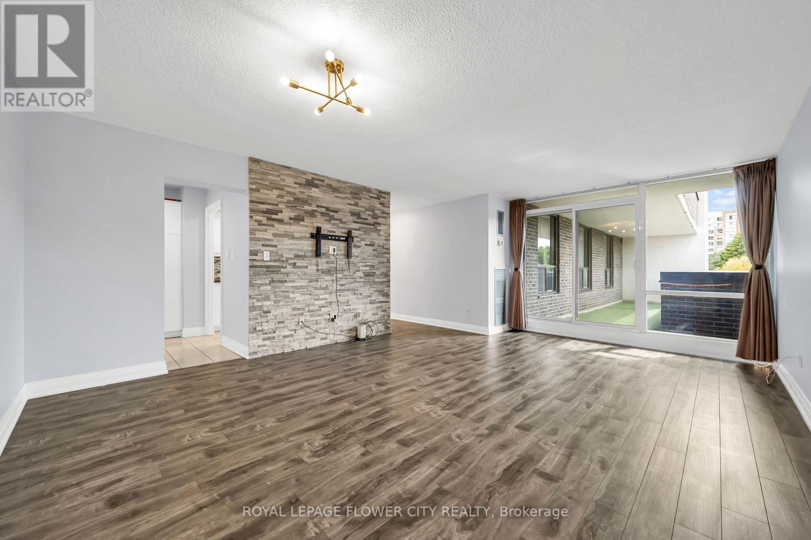 305 - 1535 Lakeshore Road E, Mississauga, Ontario  L5E 3E2 - Photo 13 - W13092740