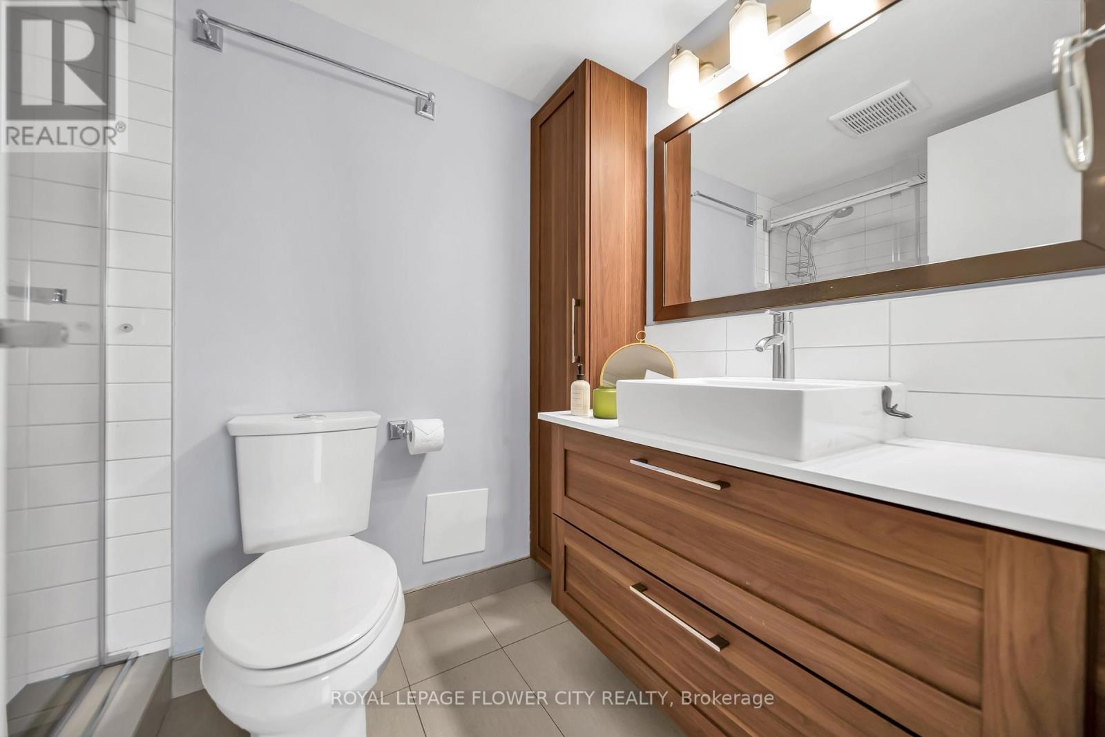 305 - 1535 Lakeshore Road E, Mississauga, Ontario  L5E 3E2 - Photo 33 - W13092740