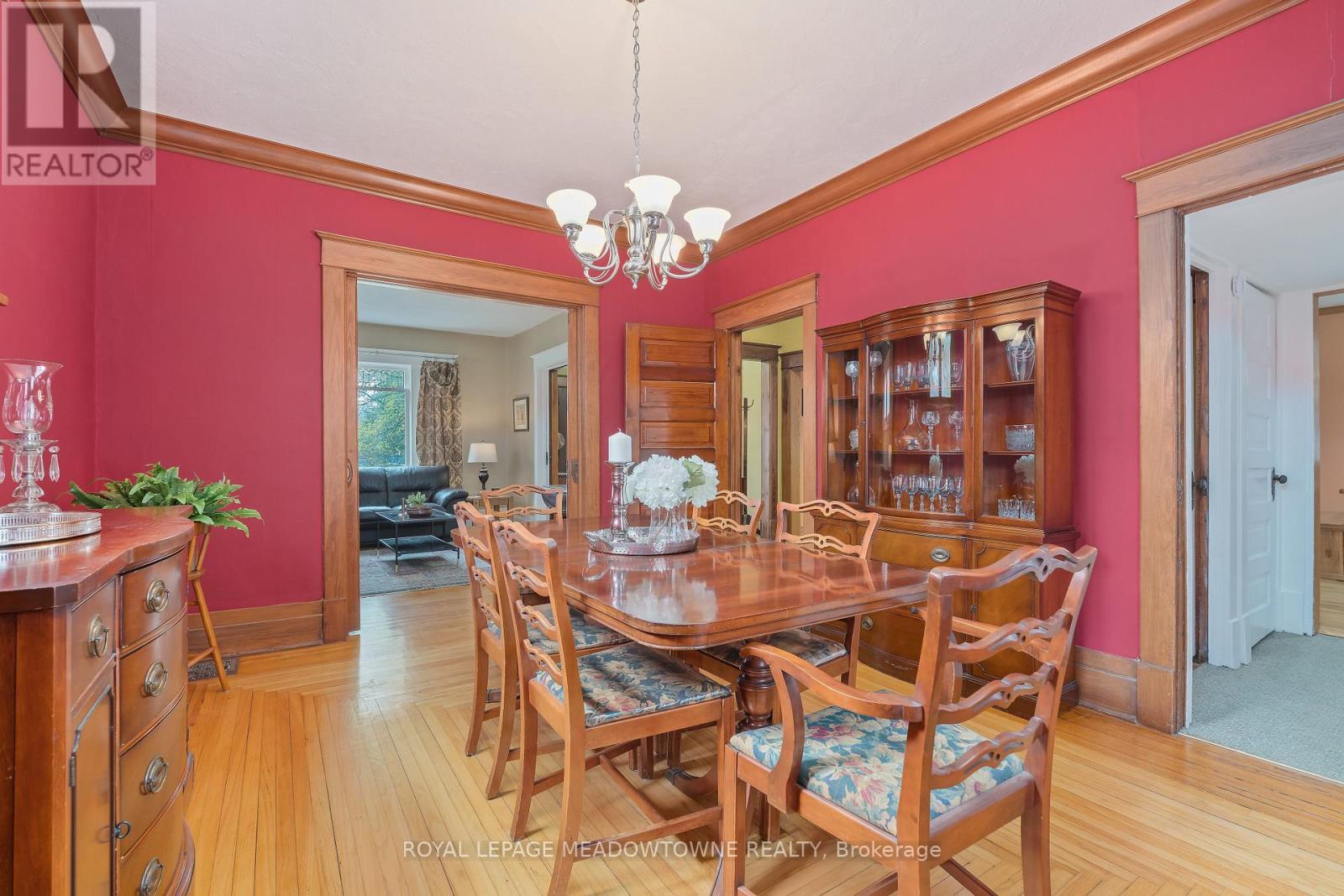 8 Queen Street, Halton Hills, Ontario  L7G 2E4 - Photo 22 - W13096092