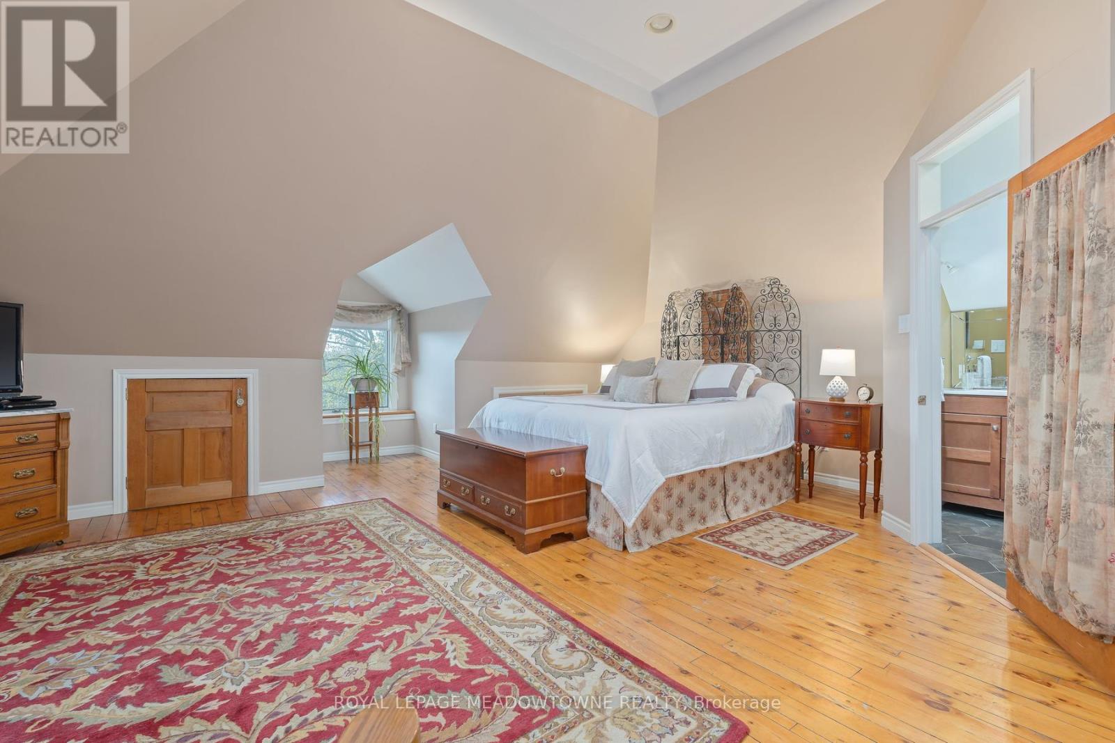 8 Queen Street, Halton Hills, Ontario  L7G 2E4 - Photo 33 - W13096092