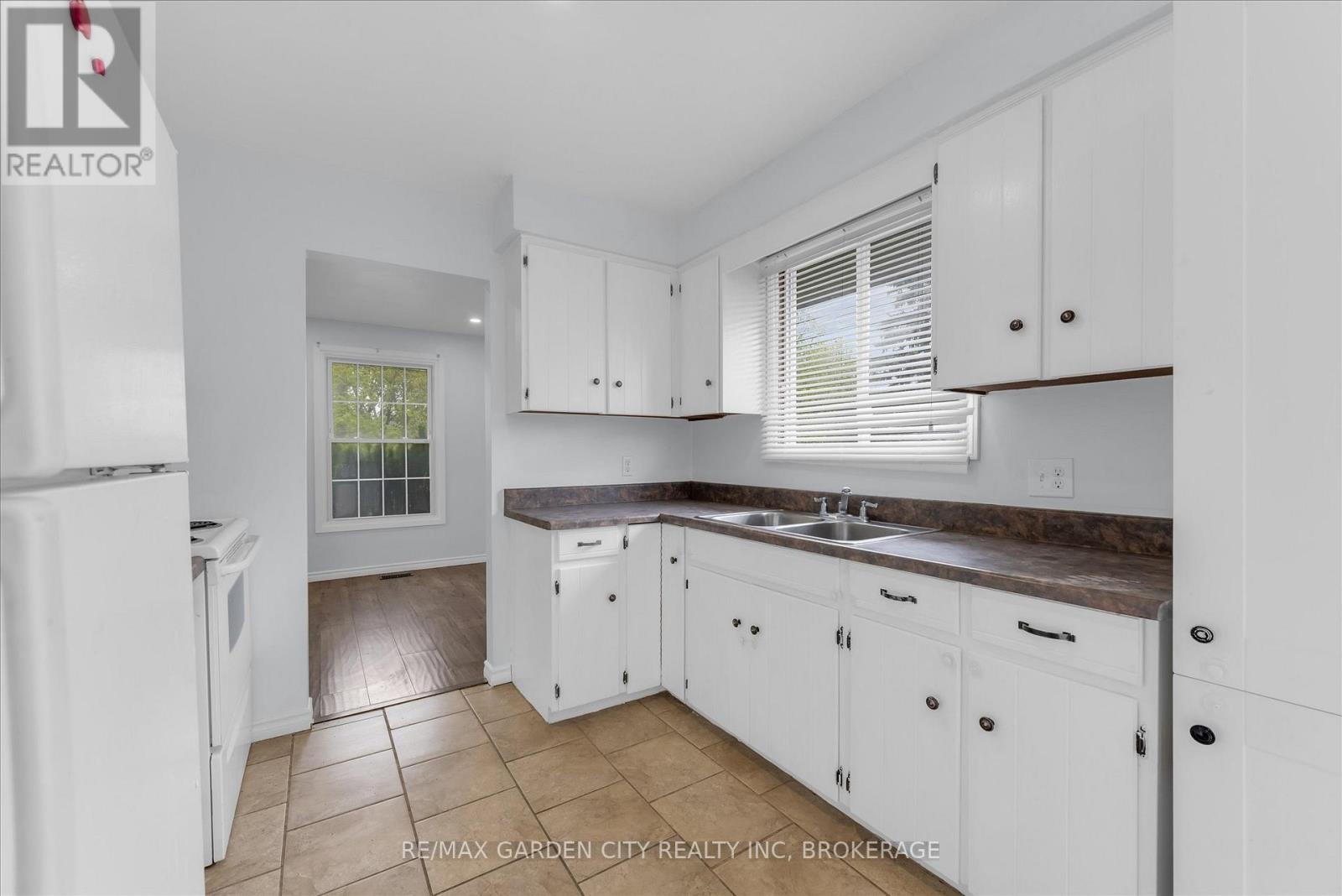 82 Linwell Road, St. Catharines, Ontario  L2N 6B1 - Photo 12 - X13097068