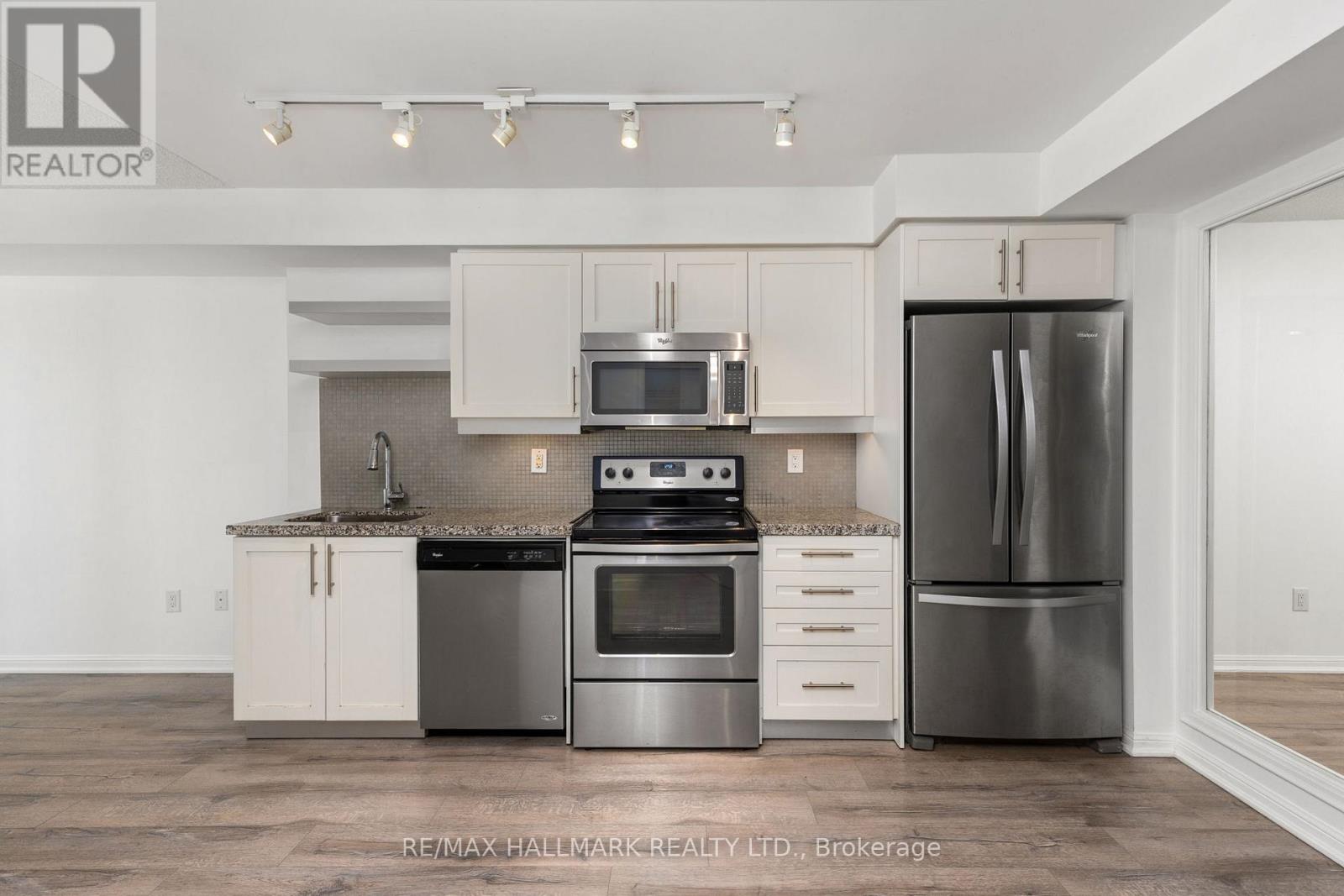 502 - 400 Adelaide Street E, Toronto, Ontario  M5A 4S3 - Photo 9 - C13087096