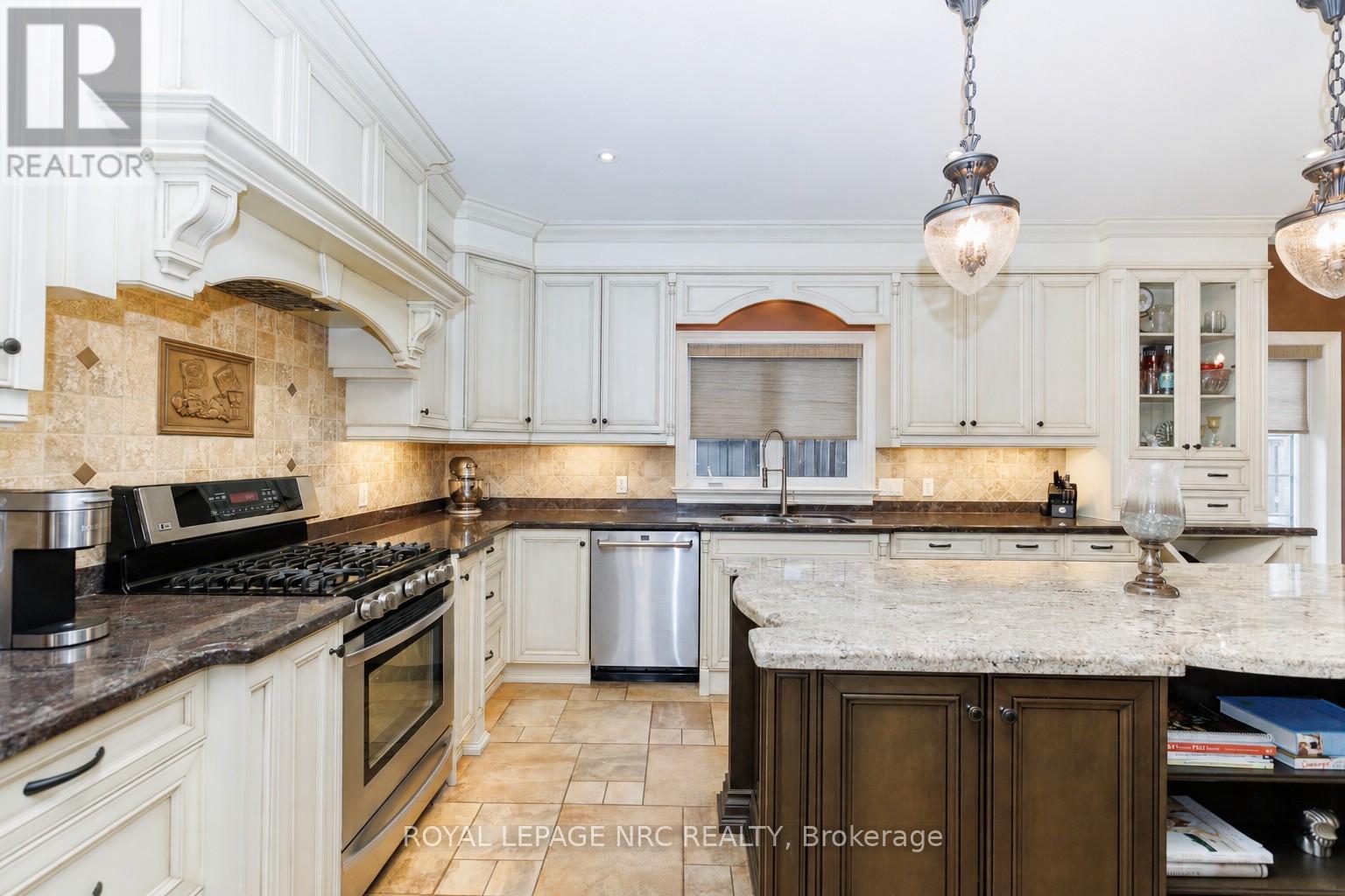 8479 Forestview Boulevard, Niagara Falls, Ontario  L2H 0B2 - Photo 19 - X13087864