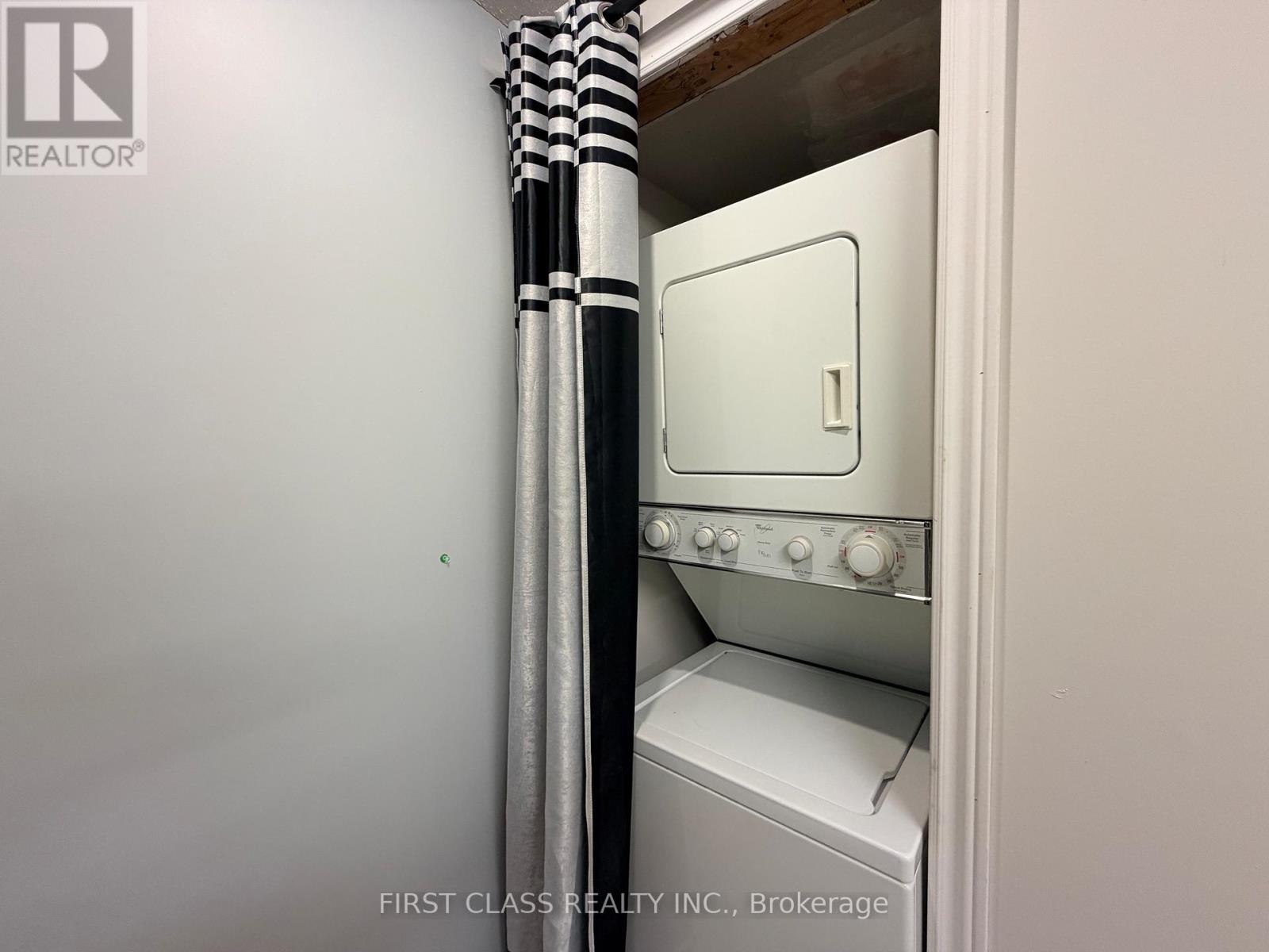 30 Abdus Salam Street, Vaughan, Ontario  L6A 3A8 - Photo 14 - N13096472