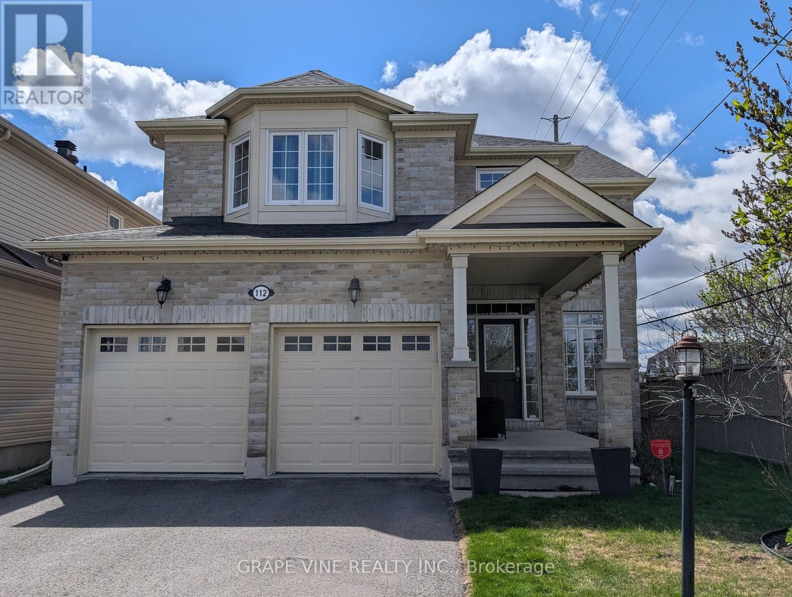 112 SUNITA CRESCENT, Ottawa, Ontario