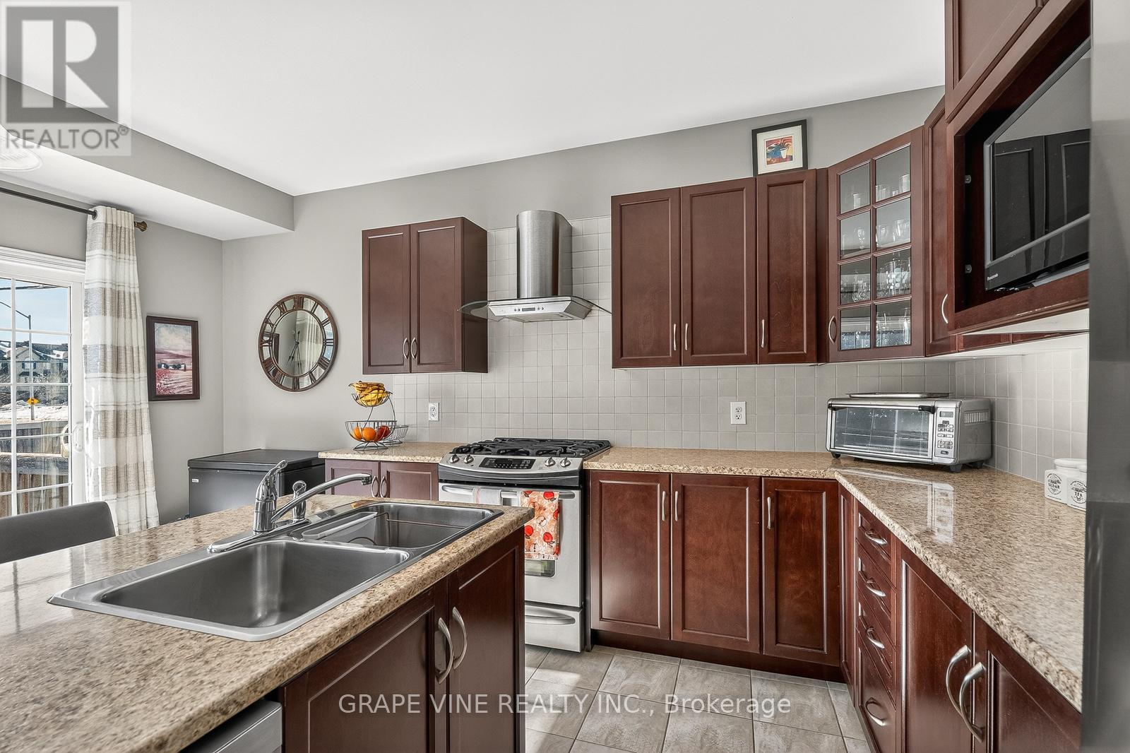 112 Sunita Crescent, Ottawa, Ontario  K2J 5S5 - Photo 16 - X12838276