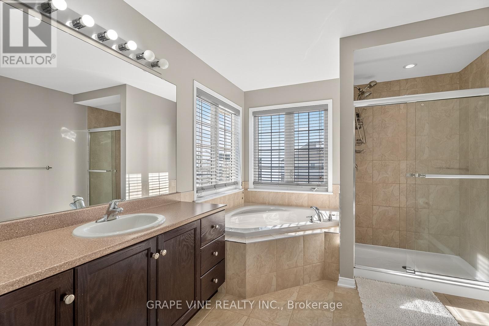 112 Sunita Crescent, Ottawa, Ontario  K2J 5S5 - Photo 21 - X12838276