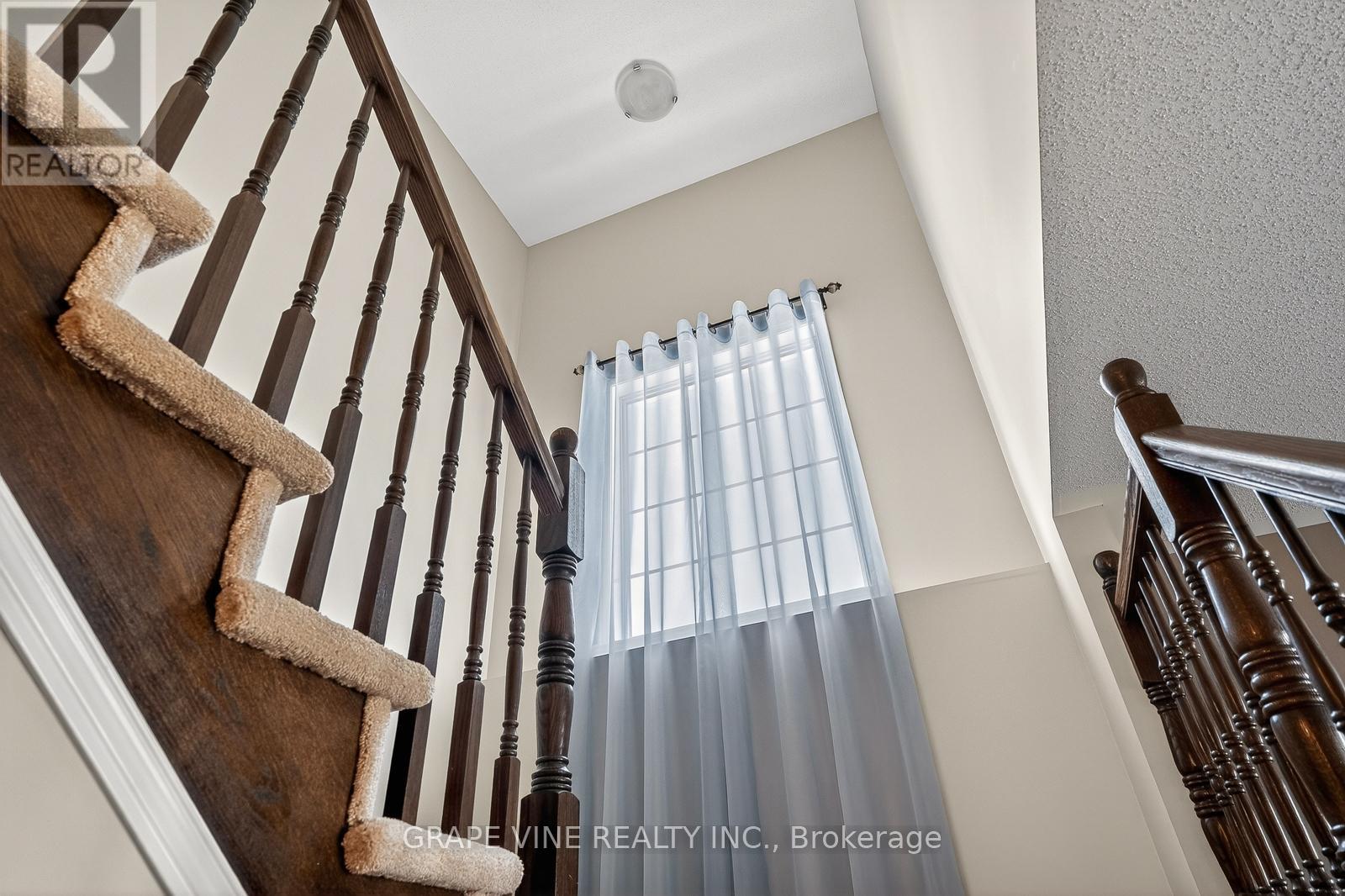 112 Sunita Crescent, Ottawa, Ontario  K2J 5S5 - Photo 18 - X12838276