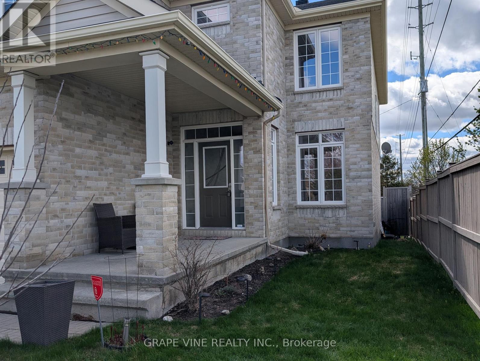 112 Sunita Crescent, Ottawa, Ontario  K2J 5S5 - Photo 2 - X12838276