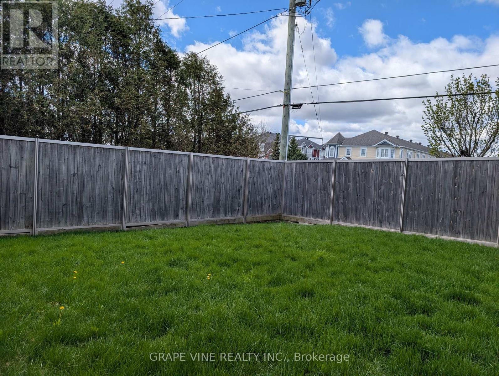 112 Sunita Crescent, Ottawa, Ontario  K2J 5S5 - Photo 34 - X12838276