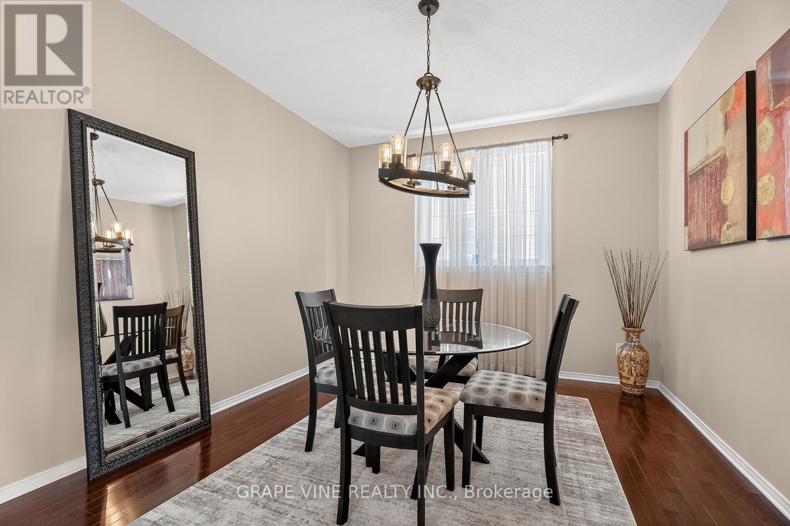 112 Sunita Crescent, Ottawa, Ontario  K2J 5S5 - Photo 8 - X12838276