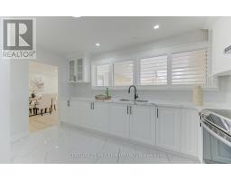 153 WOODHAVEN ROAD, Kitchener, Ontario