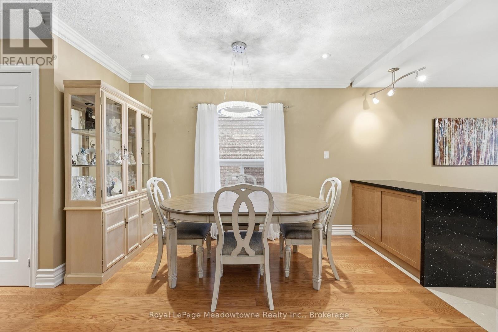 40 Coolspring Crescent, Caledon, Ontario  L7E 1W6 - Photo 10 - W13095620