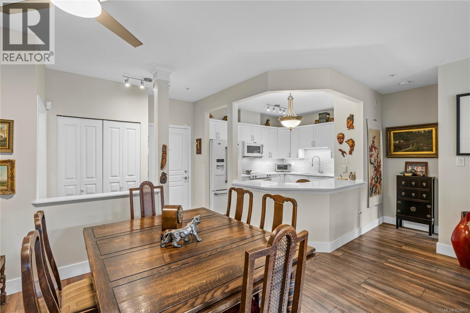 205 5625 Edgewater Lane, Nanaimo, British Columbia  V9T 6K1 - Photo 10 - 1034977