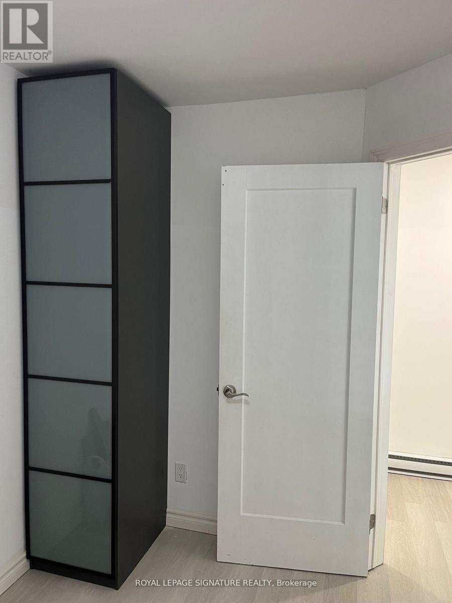 B/main - 54 Tuscarora Drive, Toronto, Ontario  M2H 2K3 - Photo 13 - C13096922